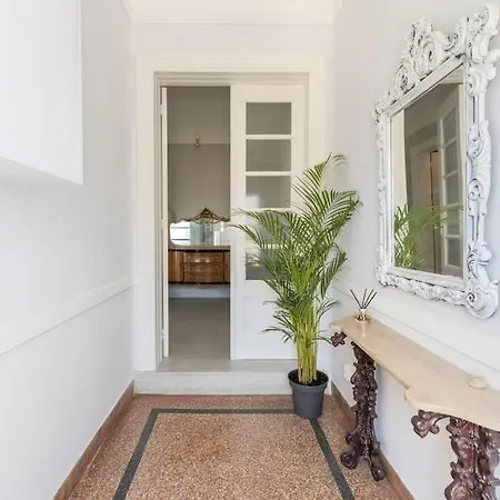 House In Kolonaki With Free Parking Space Афины Экстерьер фото