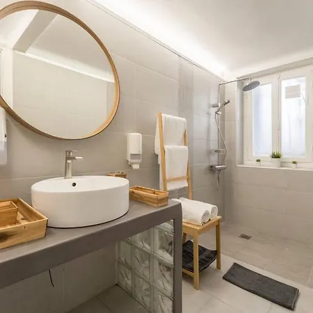 House In Kolonaki With Free Parking Space Афины Экстерьер фото