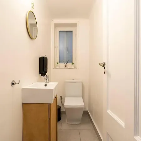 House In Kolonaki With Free Parking Space Афины Экстерьер фото