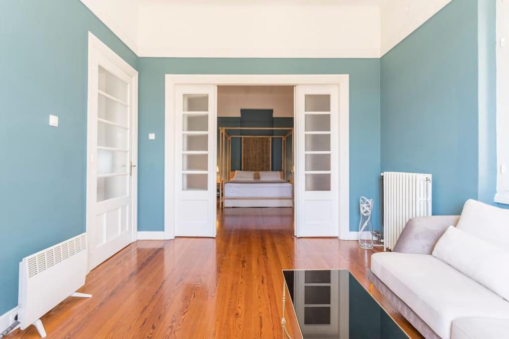 Apartment House In Kolonaki With Free Parking Space *