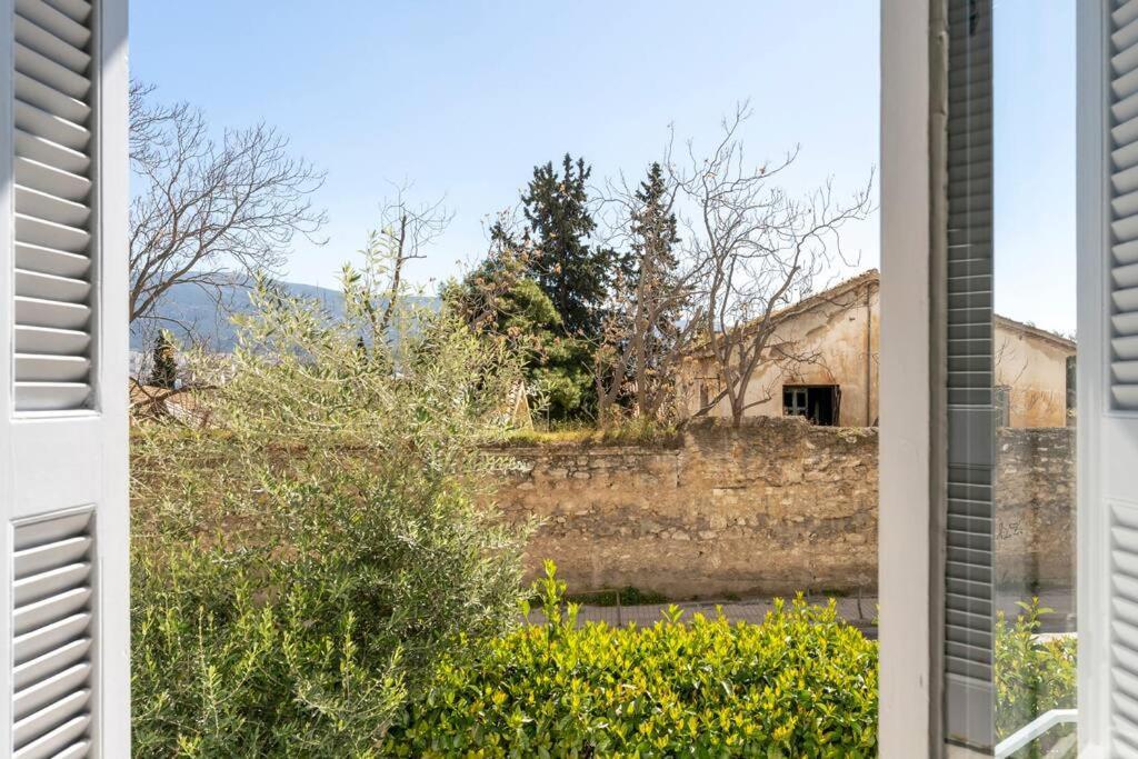 House In Kolonaki With Free Parking Space Apartment Athens