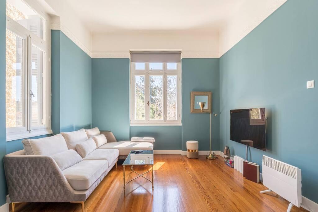 House In Kolonaki With Free Parking Space * Athens
